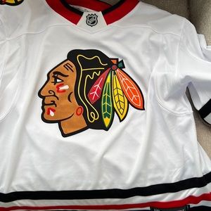 Blackhawks hockey jersey